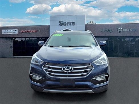 Used 2017 Hyundai Santa Fe Sport image 2