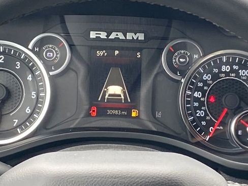 Used 2025 RAM 1500 Big Horn AWD/4WD image 9