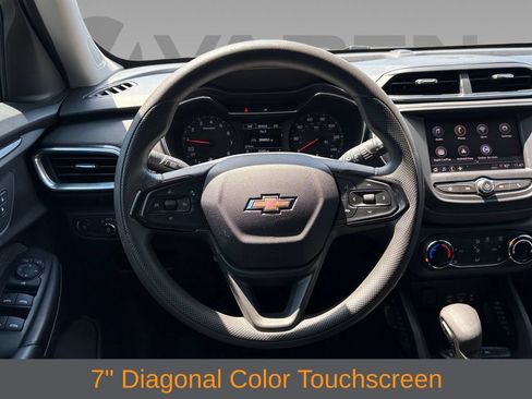 Used 2023 Chevrolet TrailBlazer LT FWD image 10