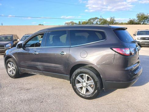 Used 2016 Chevrolet Traverse LT image 5