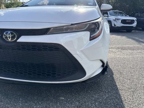 Used 2021 Toyota Corolla LE FWD image 9