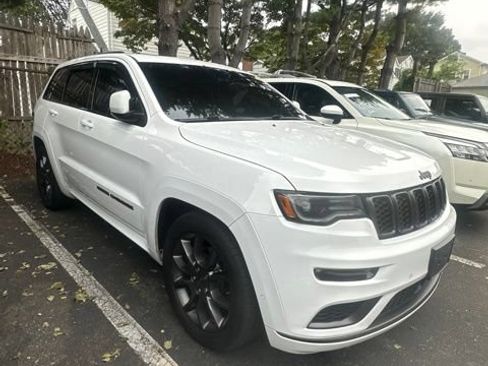 Used 2020 Jeep Grand Cherokee High Altitude AWD/4WD image 3