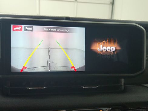Certified 2024 Jeep Wrangler Unlimited Rubicon 392 AWD/4WD image 28