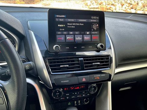 Used 2023 Mitsubishi Eclipse Cross SE image 29