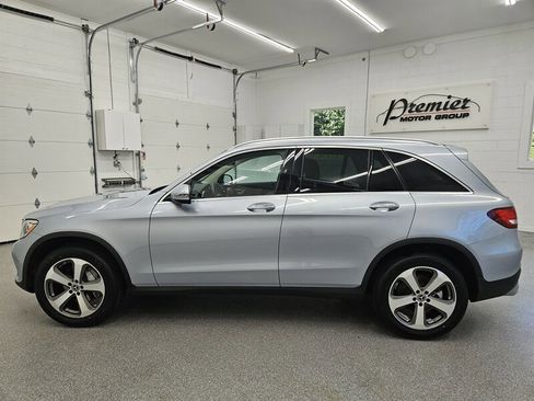 Used 2017 Mercedes-Benz GLC 300 4MATIC image 8