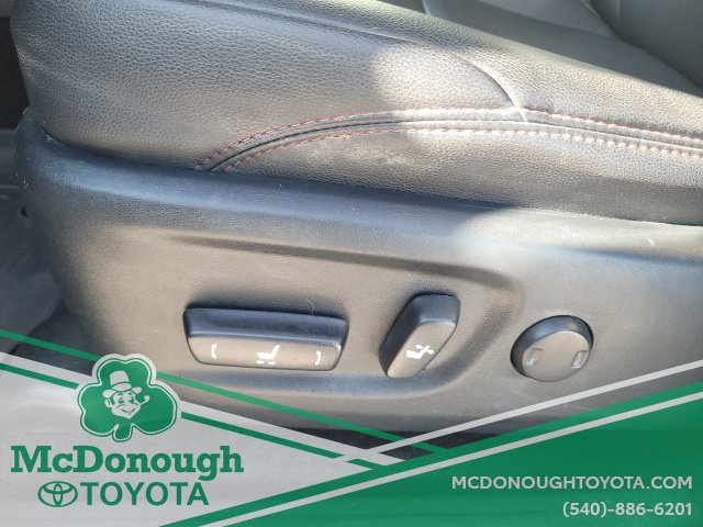 Used 2023 Toyota 4Runner TRD Off-Road Premium AWD/4WD image 13