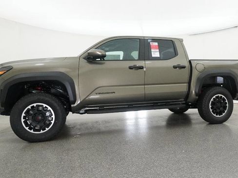 New 2026 Toyota Tacoma TRD Off-Road AWD/4WD image 21