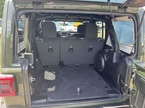 Used 2023 Jeep Wrangler Unlimited Sport w/ Sun And Sound Package AWD/4WD image 15