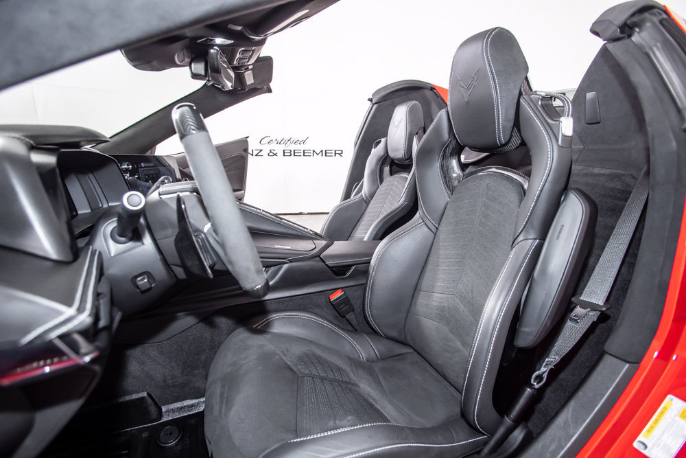 Used 2025 Chevrolet Corvette E-Ray w/ Stealth Interior Trim Package AWD/4WD image 16