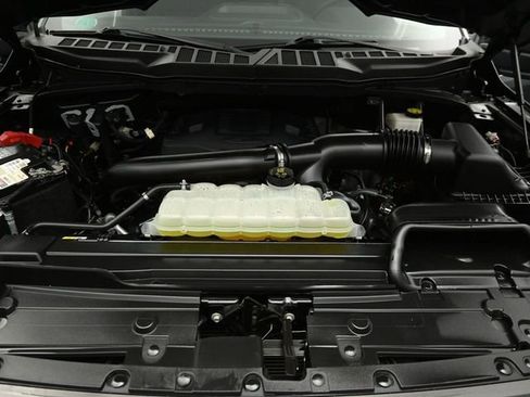 Certified 2023 Ford F150 XLT w/ Equipment Group 302A High image 31