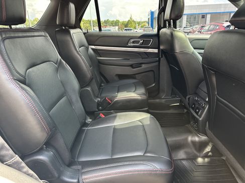 Used 2018 Ford Explorer Sport w/ Equipment Group 401A AWD/4WD image 16