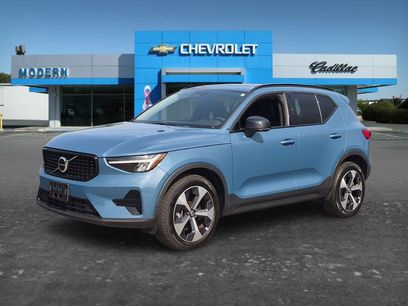 Used 2024 Volvo XC40 B5 Core w/ Protection Package Premier