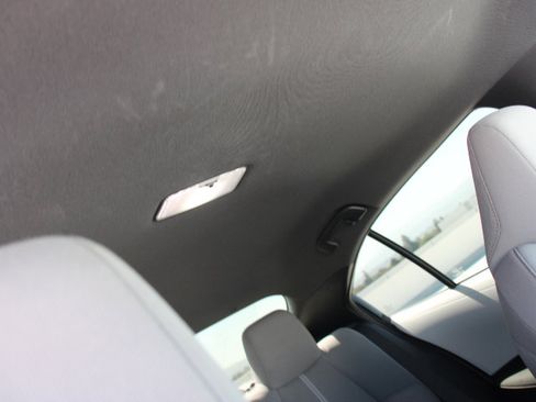 Certified 2022 Toyota Corolla SE FWD image 20