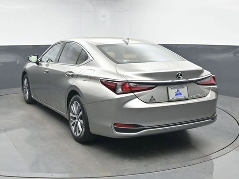 Used 2021 Lexus ES 250 w/ Premium Package AWD/4WD image 8