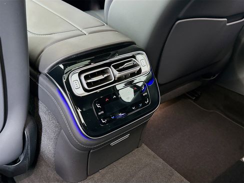 New 2026 Mercedes-Benz S 63 AMG S image 28