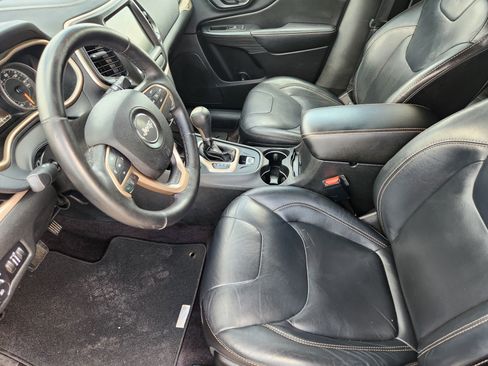Used 2016 Jeep Cherokee Limited FWD image 14