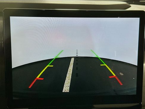 Used 2024 Ford Expedition XLT image 23