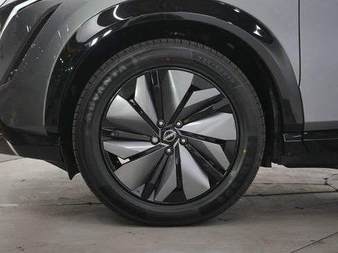 Used 2024 Nissan Ariya AWD image 31