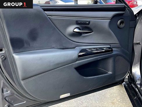 Used 2022 Lexus ES 350 w/ Premium Package image 18