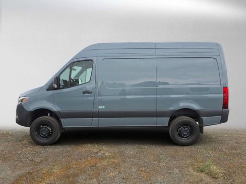 Used 2026 Mercedes-Benz Sprinter 2500 image 6