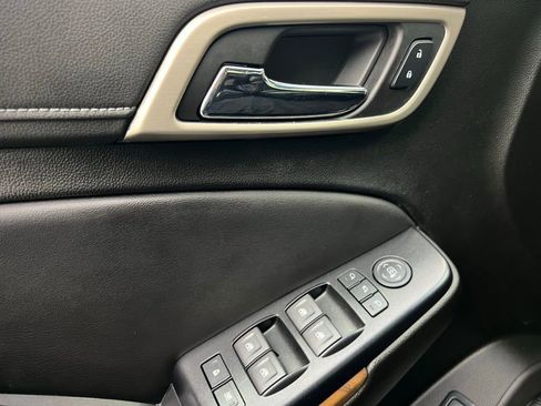 Used 2019 GMC Yukon XL Denali w/ Denali Ultimate Package image 51