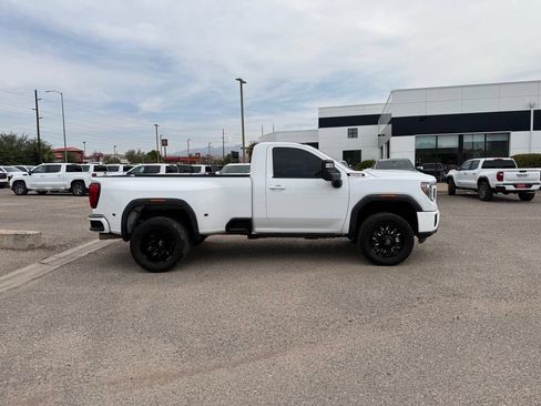Used 2022 GMC Sierra 3500 SLE AWD/4WD image 4