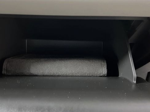 Used 2024 Honda HR-V LX image 35