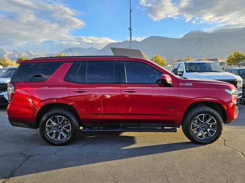 Used 2022 Chevrolet Tahoe Z71 image 2