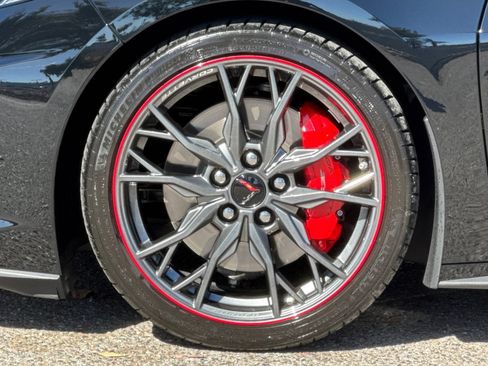Used 2023 Chevrolet Corvette Stingray Preferred Conv w/ Z51 Performance Package RWD image 25