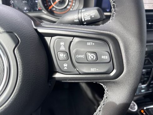 New 2026 Jeep Gladiator Mojave w/ Safety Group AWD/4WD image 16