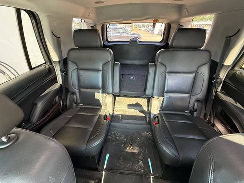 Used 2019 GMC Yukon SLT AWD/4WD image 15