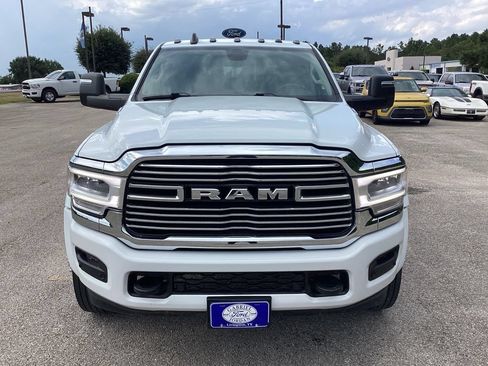 Used 2023 RAM 4500 Laramie AWD/4WD image 2