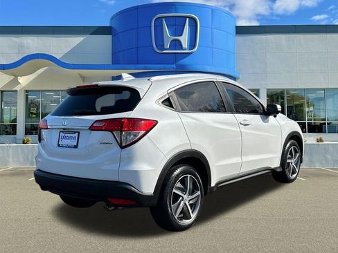 Used 2022 Honda HR-V EX-L image 2