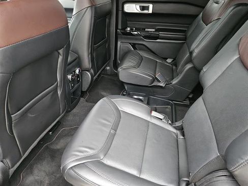 Used 2021 Ford Explorer Platinum w/ Equipment Group 601A image 20
