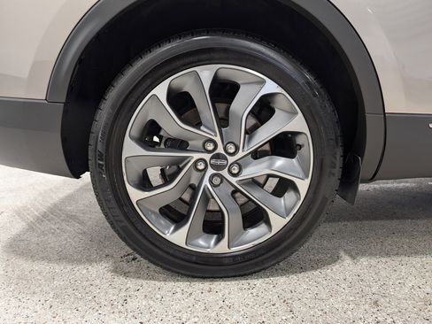 Used 2021 Lincoln Nautilus Reserve w/ Cargo Utility Package image 11