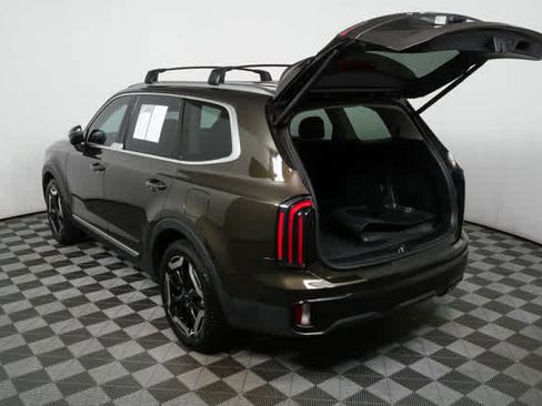 Used 2024 Kia Telluride EX image 29