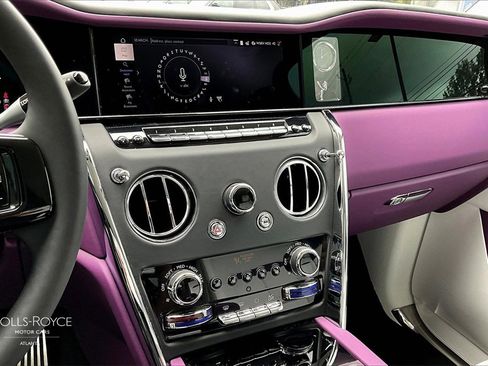 Certified 2025 Rolls-Royce Cullinan image 10
