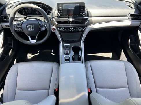 Used 2020 Honda Accord Hybrid image 13