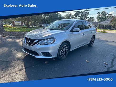 Used 2016 Nissan Sentra SV FWD image 1