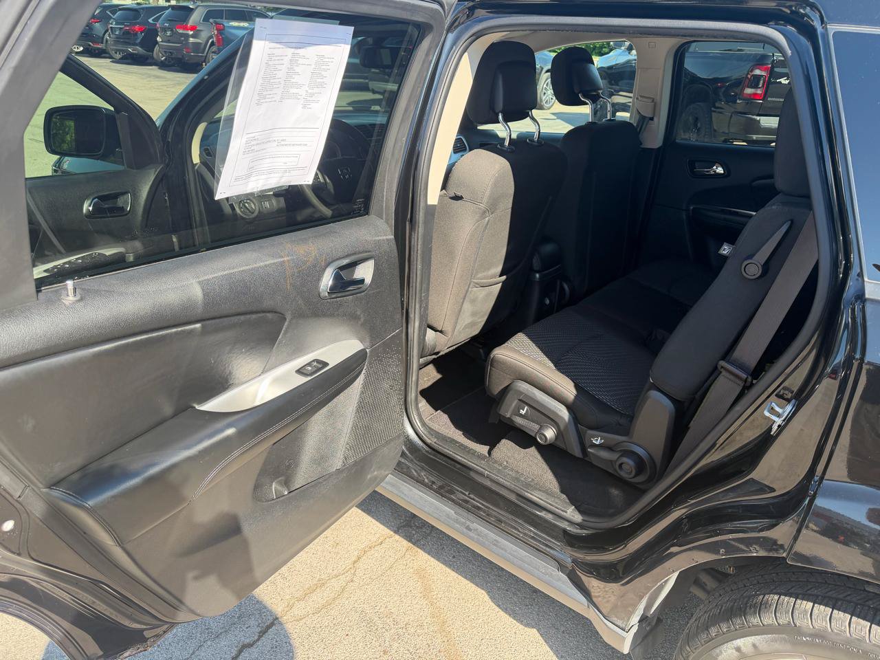 Used 2019 Dodge Journey SE FWD image 8