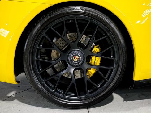 Used 2015 Porsche 911 Carrera GTS RWD image 48