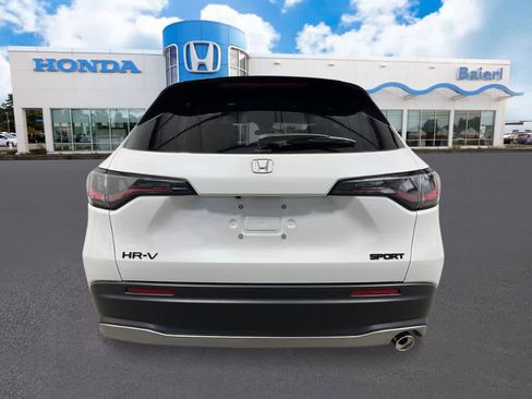 New 2026 Honda HR-V Sport image 4