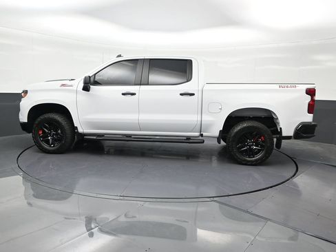 Used 2025 Chevrolet Silverado 1500 Custom Trail Boss AWD/4WD image 2