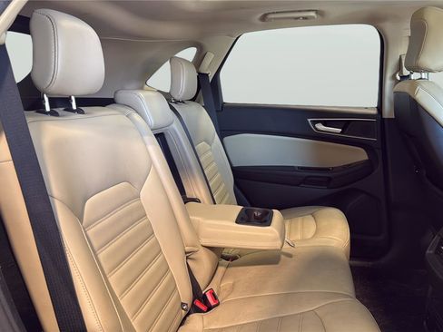 Used 2020 Ford Edge SEL w/ Convenience Package image 15