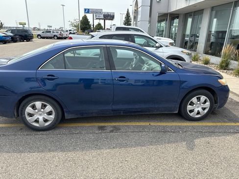 Used 2009 Toyota Camry FWD image 8