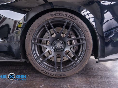 Used 2016 Ford Mustang Shelby GT350 w/ Track Package RWD image 33