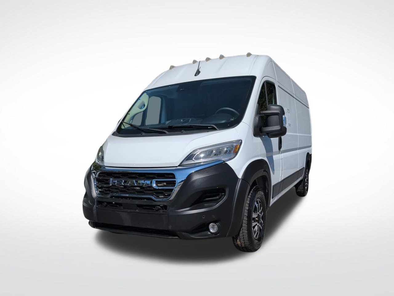 Used 2024 RAM ProMaster 2500 w/ Quick Order Package 22G SLT FWD image 3