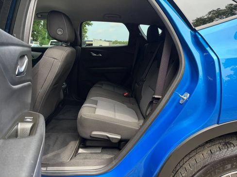 Used 2025 Chevrolet Blazer LT FWD image 27