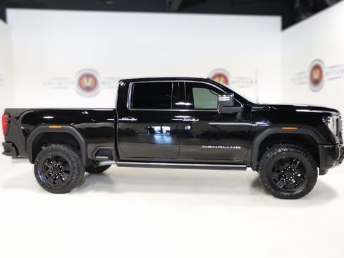 Used 2024 GMC Sierra 3500 Denali Ultimate image 5