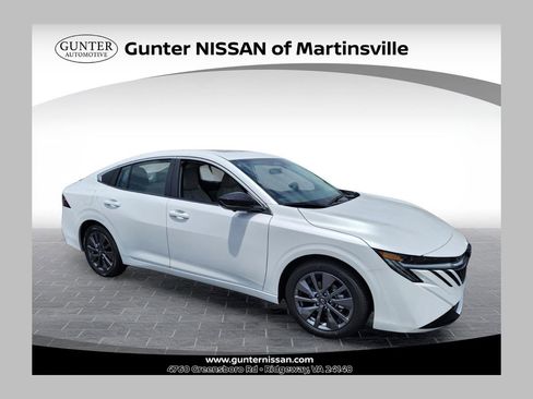New 2026 Nissan Sentra SL w/ Floor Mat Package FWD image 1